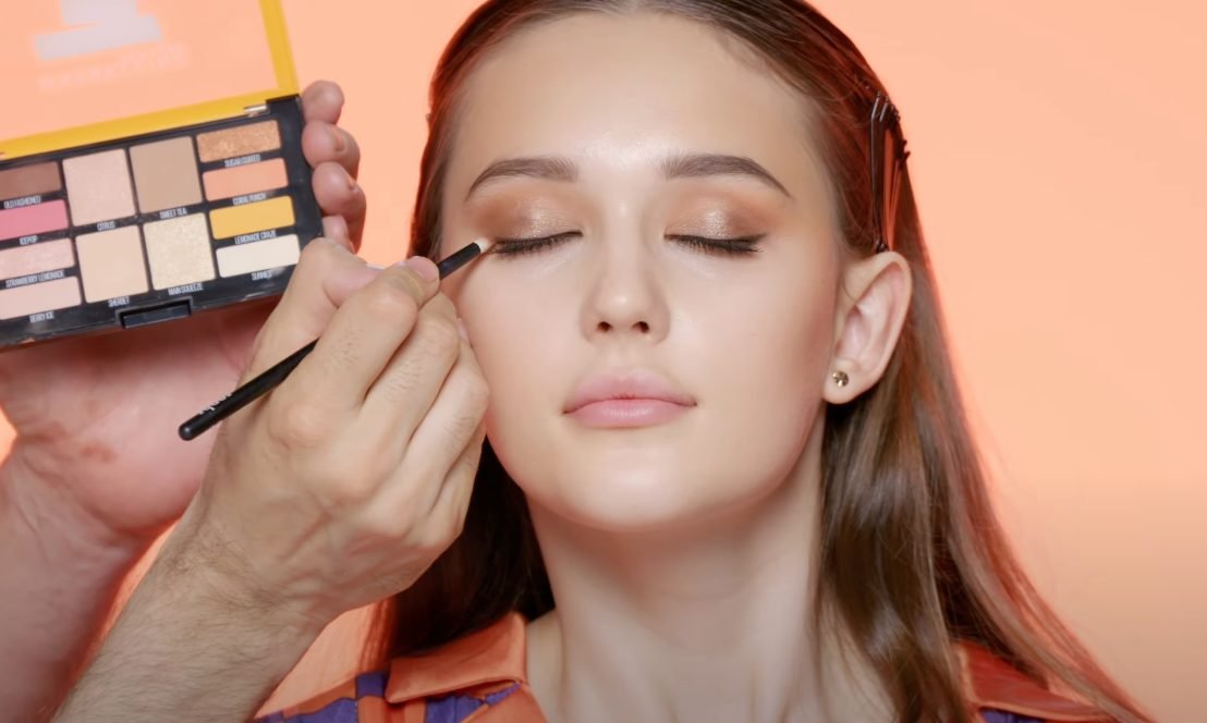 Como realizar uma maquilhagem glam passo a passo | Maybelline New York