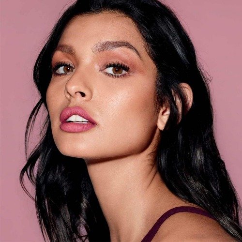 Como escolher a melhor maquilhagem para um vestido cor-de-rosa | Maybelline New York