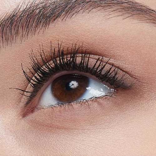 Os melhores truques para maquilhar olhos fundos | Maybelline New York