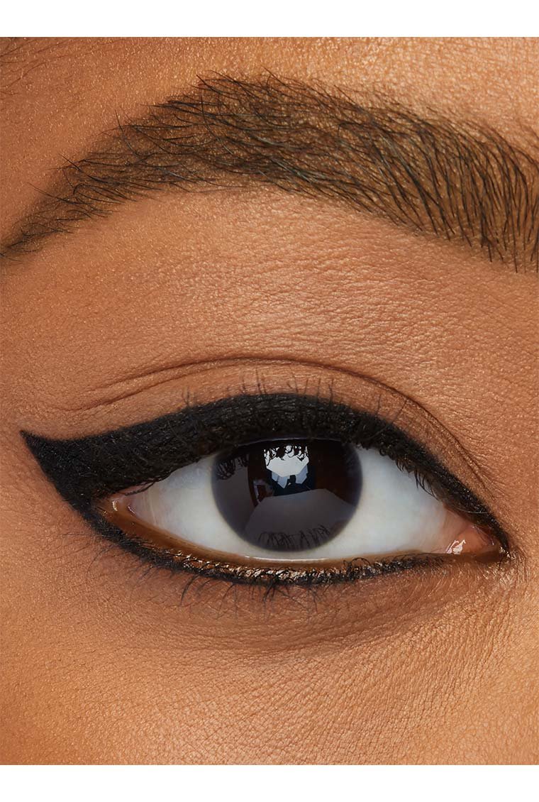 macro1 Tattoo liner gel pencil