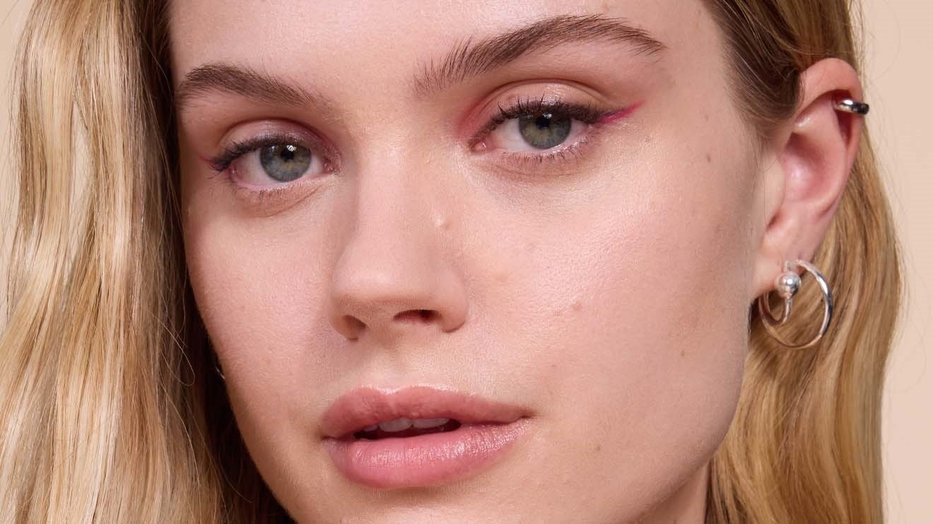 Maybelline-lifter-concealer-pdp-15-41554099171-model-after