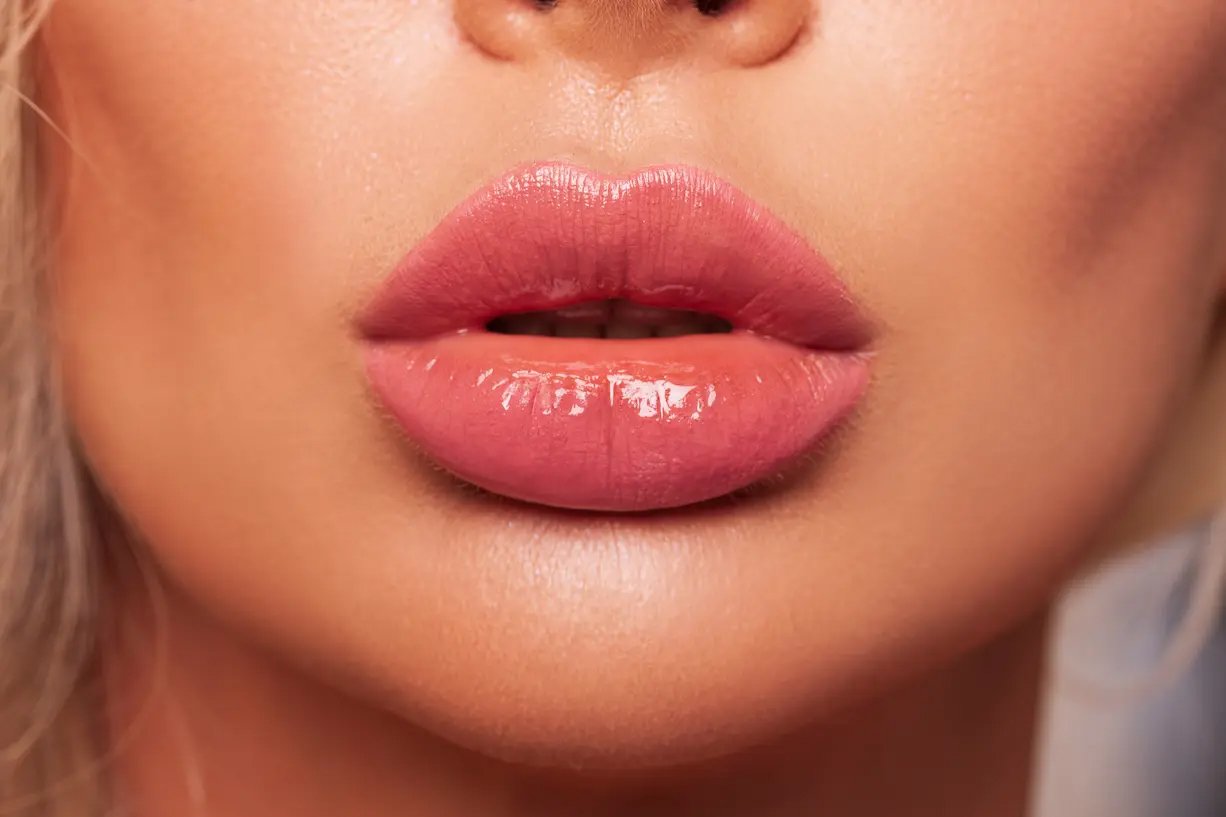 juicy lips