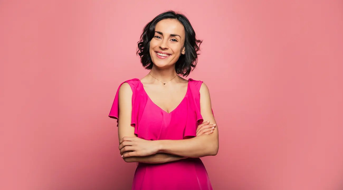 maquiagem para usar com vestido fucsia